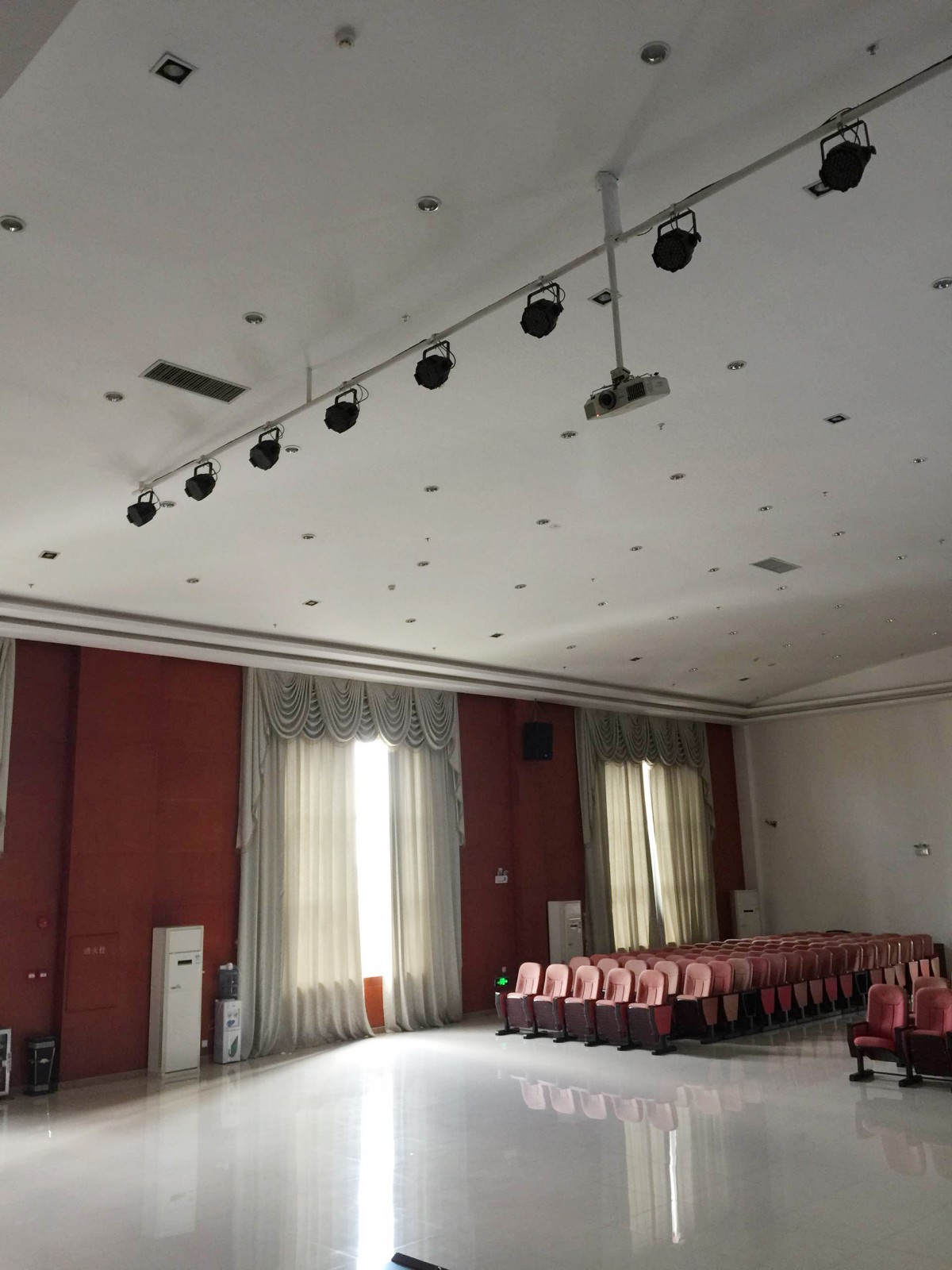 广州市某集团公司舞台灯光音响改造